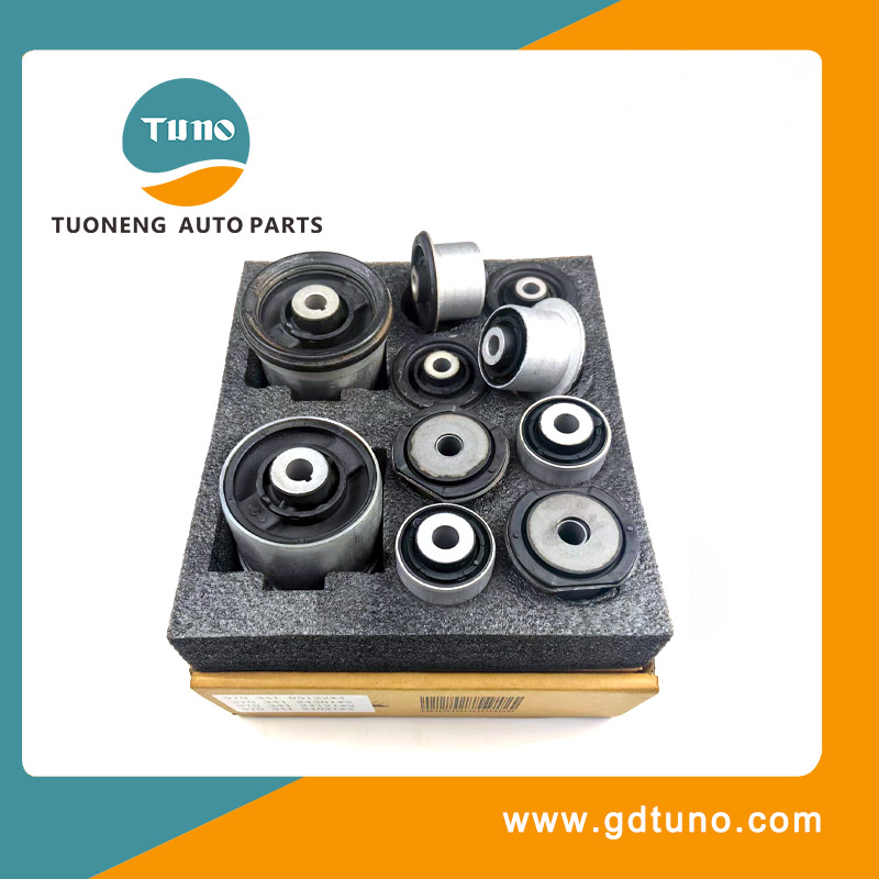 Porsche Panamera 2014–2016 Kit bucși braț de control față superioare și inferioare